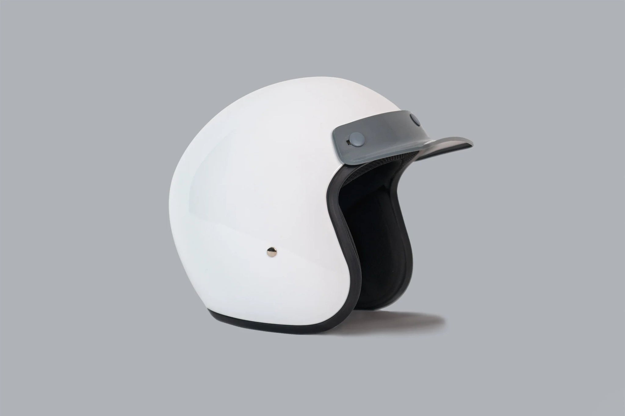 daytona basic motorcycle helmet D.O.T. & ECE C6- Hi-Gloss White M Built with nickel Daytona Viper - High-Gloss Black