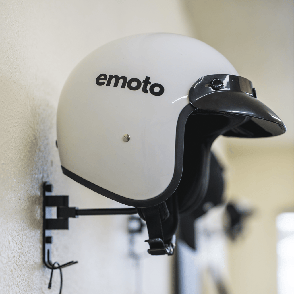 EMOTO Helmet - EMOTO Supply Co. - EMOTO Electric Motorbikes