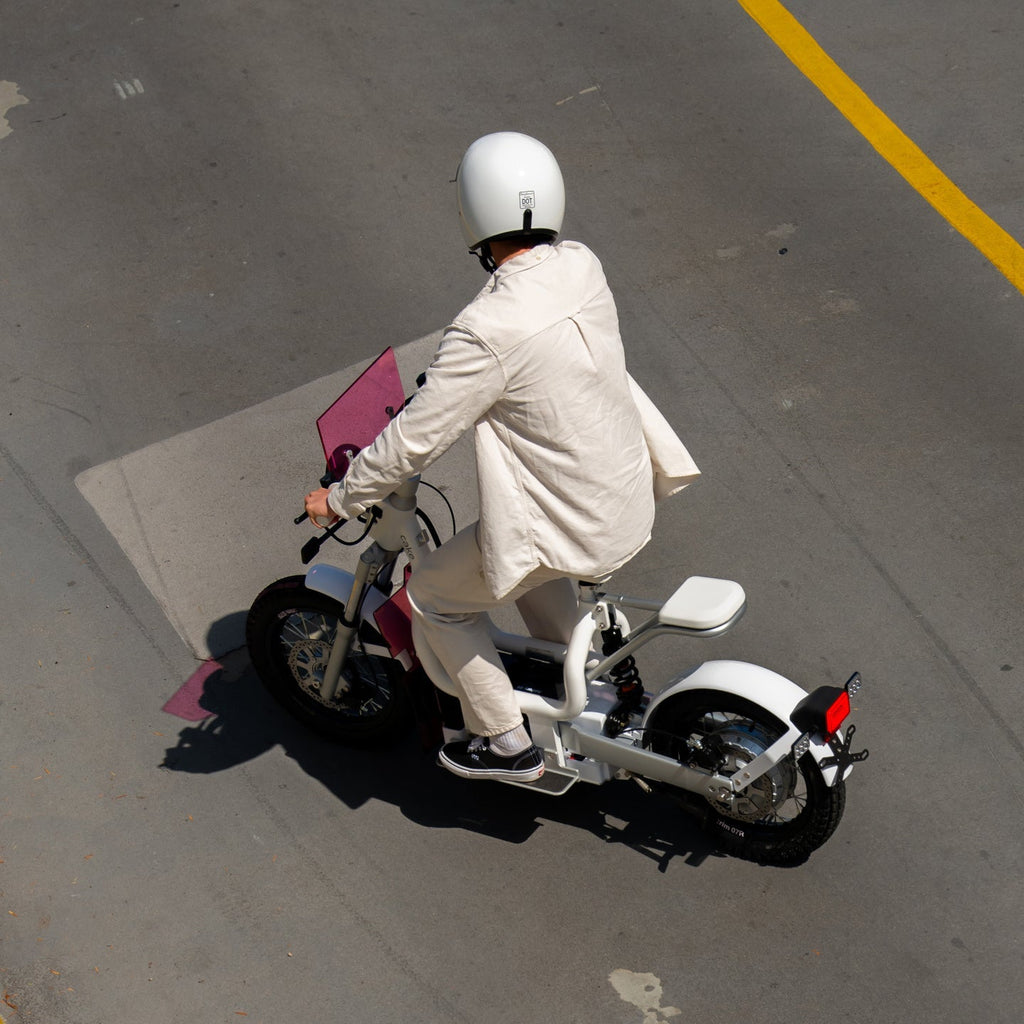 Passenger seat (Makka & Aik) - EMOTO Supply Co. - Accessory - CAKE