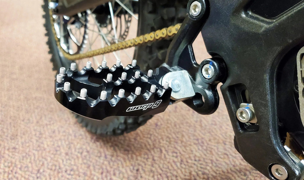 Surron LBX Foot Pegs - EMOTO Supply Co. - EMOTO Supply Co.
